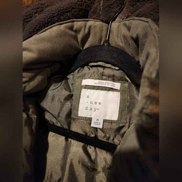 Fur trimmed hooded rain jacket - Picture 3 of 4